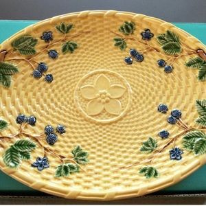 TIFFANY & CO BLACKBERRY MAJOLICA SERVING TRAY